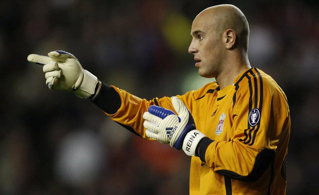 post card Reina adidas.webp